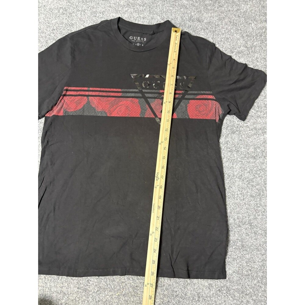 GUESS Shirt Mens M Black Crew Neck Rose Logo Graphic Tagless Tee Casual - Picture 4 of 6